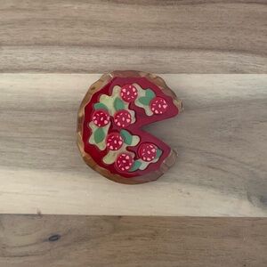 Erstwilder That's Amore Brooch pizza pin NWOT